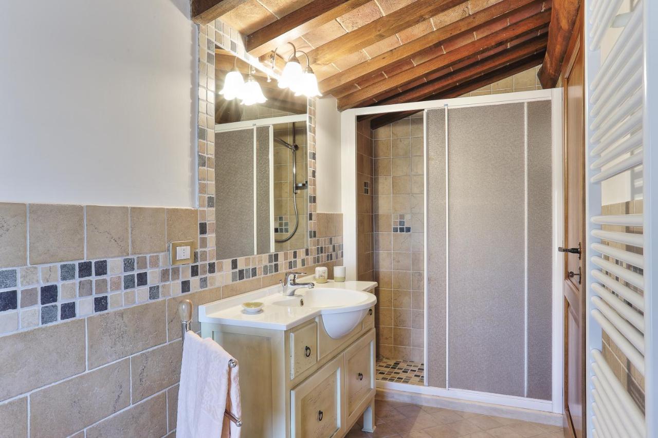 Agriturismo Tenuta Capitolini Collelungo  Pokój zdjęcie